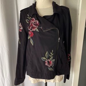 Gently worn Kenzie Moto Style Lightweight Jacket Floral Embroidery. Size Large
